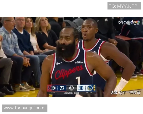 勇士98-79击败快船 哈登半场20分下半场隐身 库里19+8迎两连胜