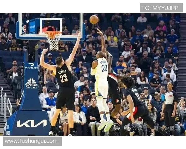 首秀惊艳绽放!4投轰出10分10篮板全能表现,他或许真被勇士耽搁了_交易_多伦多猛龙_戴维斯